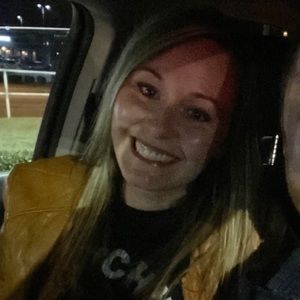 Meet your Posher, Mitzie